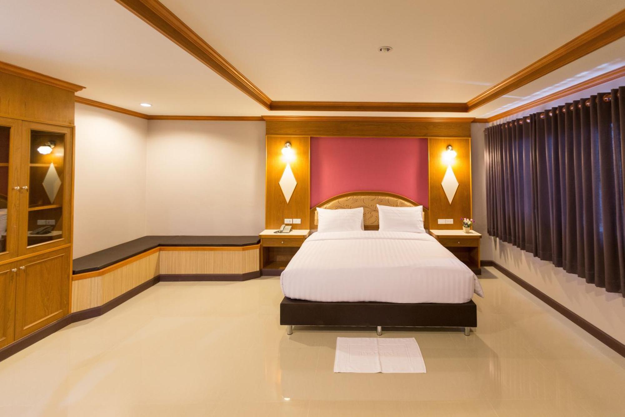 Thungtawan Hotel Nakhon Si Thammarat Ngoại thất bức ảnh