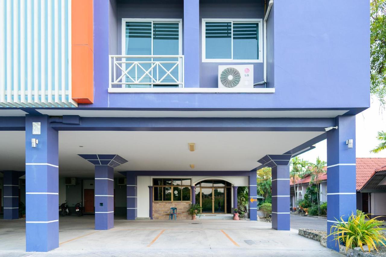 Thungtawan Hotel Nakhon Si Thammarat Ngoại thất bức ảnh